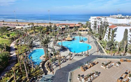 Jardim e Piscinas do renovado hotel RIU Tikida em Agadir