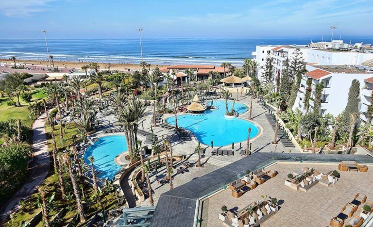 Jardim e Piscinas do renovado hotel RIU Tikida em Agadir