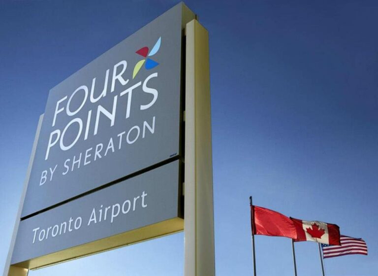 Placa do hotel Four Points by Sheraton Toronto Airport