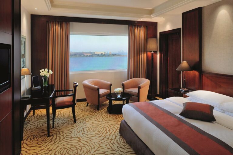 Quarto do hotel Movenpick Bahrain