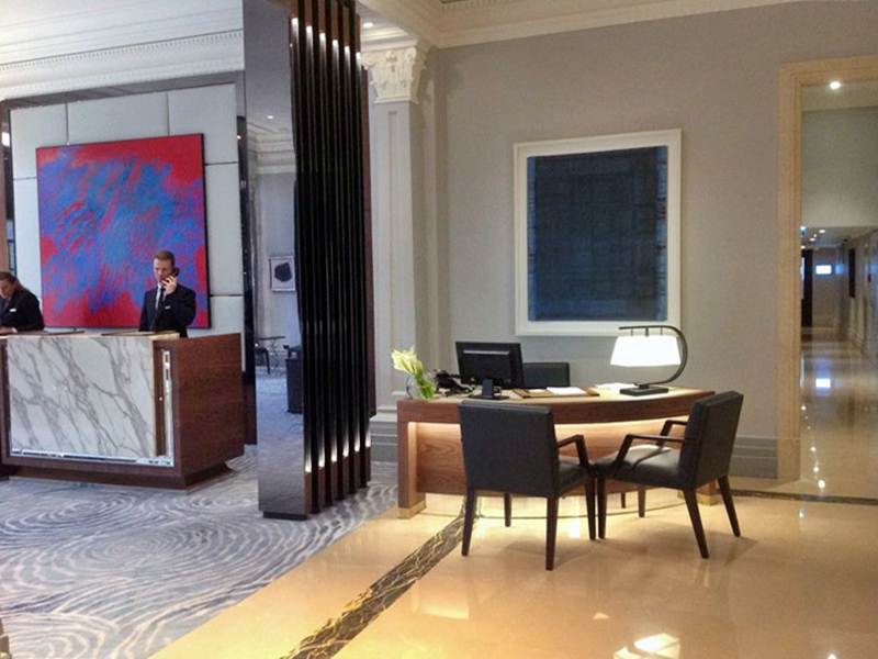 Recepção do Hotel Ritz-Carlton Budapeste