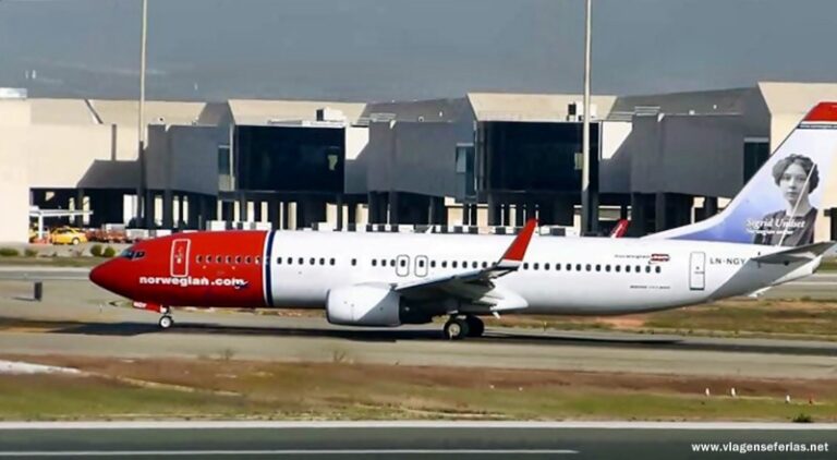 Boeing B737-800 da Norwegian no aeroporto de Palma de Maiorca