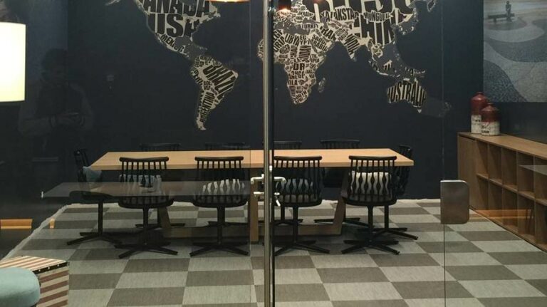 Loja da Agências de Viagens B the travel brand em Lisboa