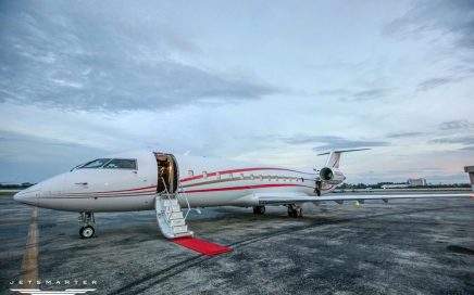 Jato pribado Challenger 850 que opera para JetSmarter