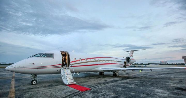 Jato pribado Challenger 850 que opera para JetSmarter