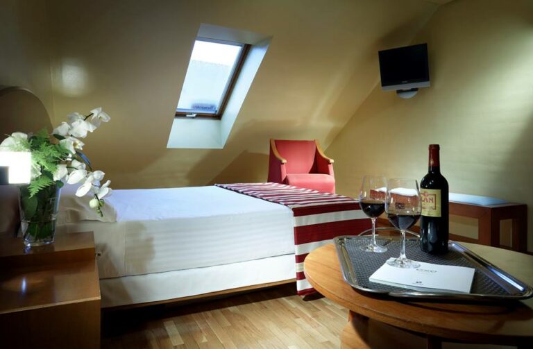 Quarto do Hotel Exe El Magistral em Oviedo (Espanha)