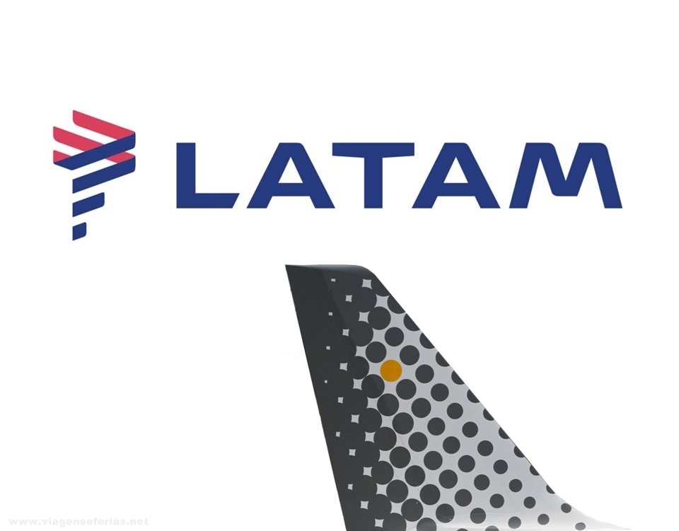 Símbolo da Companhia Aérea LATAM e cauda de avião da Vueling