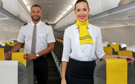 2 tripulantes de cabine da companhia aérea Vueling