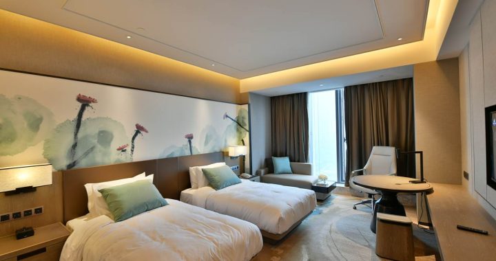 Quarto do hotel Maritim Hefei na China