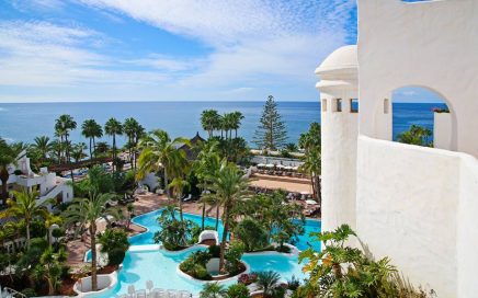 Vista parcial do Hotel Jardin Tropical em Tenerife nas Canárias