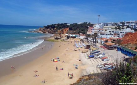 Vista da praia Olhos de Água no Algarve mês de Junho 2016