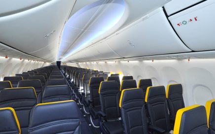 Sky Interiores das aeronaves Boeing da Low Cost Ryanair