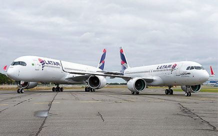 A350 XWB e A320neo da LATAM Airlines