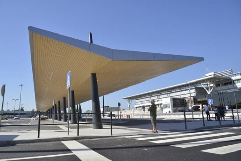 Novo espaço remodelado nas partidas do Aeroporto de Lisboa: Kiss & Fly