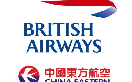 Logo das 2 companhias aéreas parceiras: BA e China Eastern