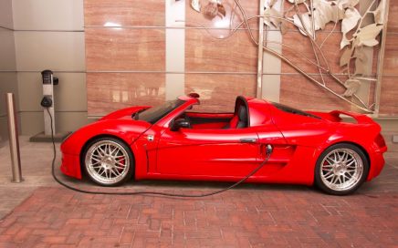 Posto de carregamento electrico no hotel Ritz-Carlton Charlotte