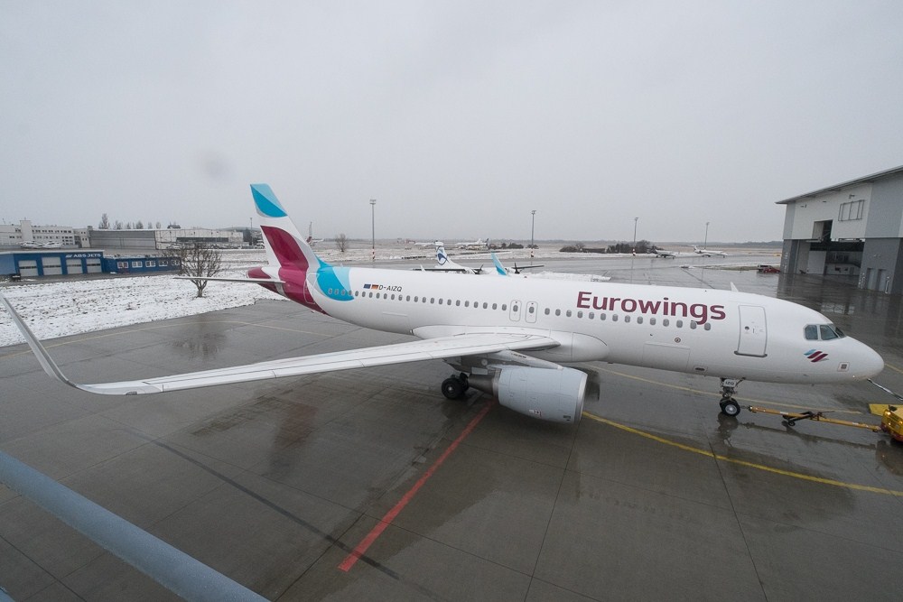 Airbus A320 D-AIZQ da companhia aérea low cost Eurowings