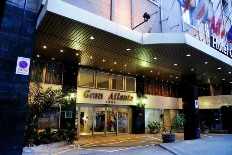 Entrada dp Hotel Gran Atlanta Madrid, agora da Leonardo Hotéis