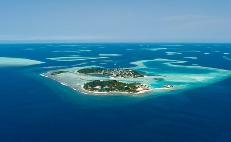 ilhas do Holiday Inn Resort Kandooma Maldives