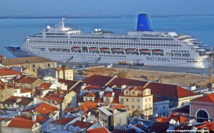 Navio de Cruzeiro P&O Cruises Oriana em Lisboa