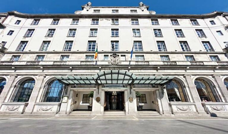 Frente exterior do hotel RIU Plaza The Gresham Dublin
