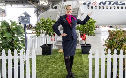 Avião da Qantas Airways fruto da parceria com a Airbnb