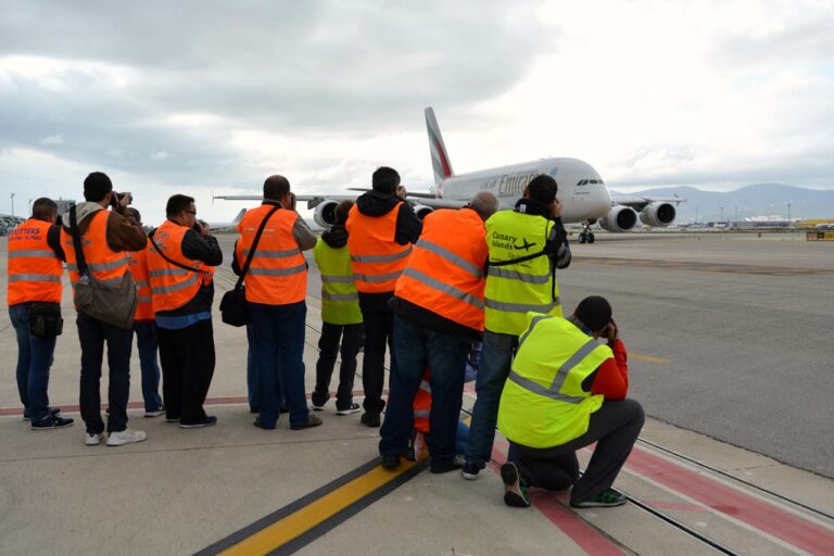 Spotters no aeroporto Barcelona El Prat no dia 20 de Outubro
