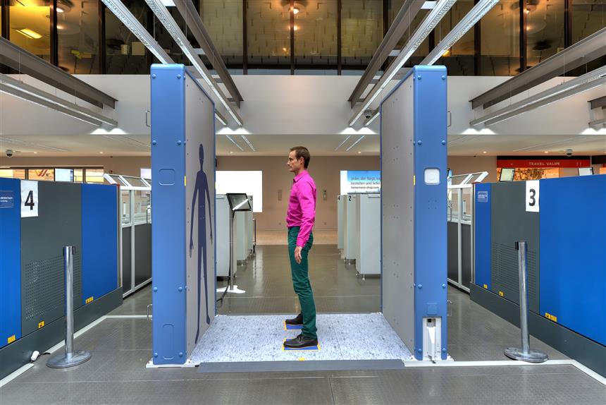 Scanner de corpo inteiro instalado no aeroporto de Londres City
