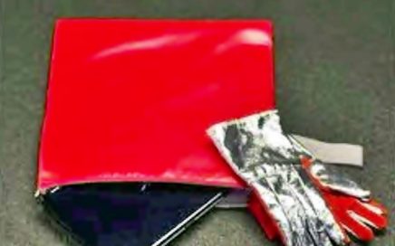 Saco anti-fogo e luvas para equipamentos electrónicos a arder