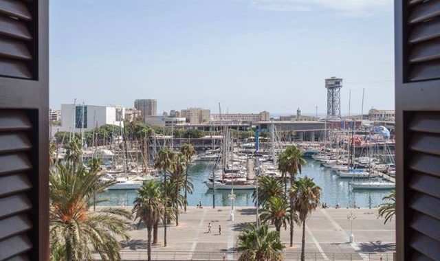 Vista da Soho House Barcelona sobre a marina