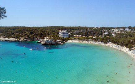 Vista aerea da Cala Galdana na ilha de Menorca (Baleares)