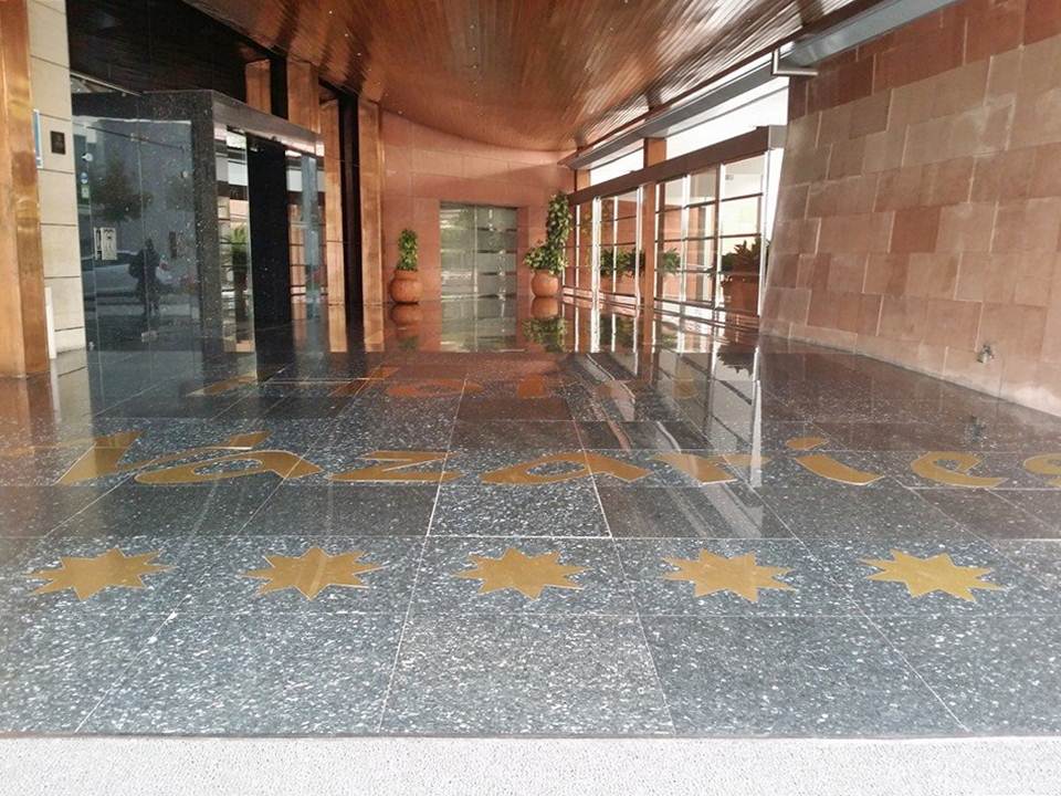 Entrada do Hotel Nazaries em Granada Espanha