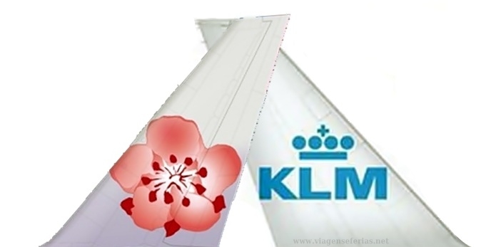 Caudas dos aviões das companhias aéreas China Airlines e KLM