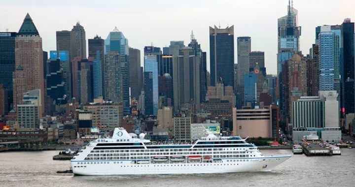 Oceania Cruises sedia cruzeiro Insignia em Manhattan - Nova Iorque