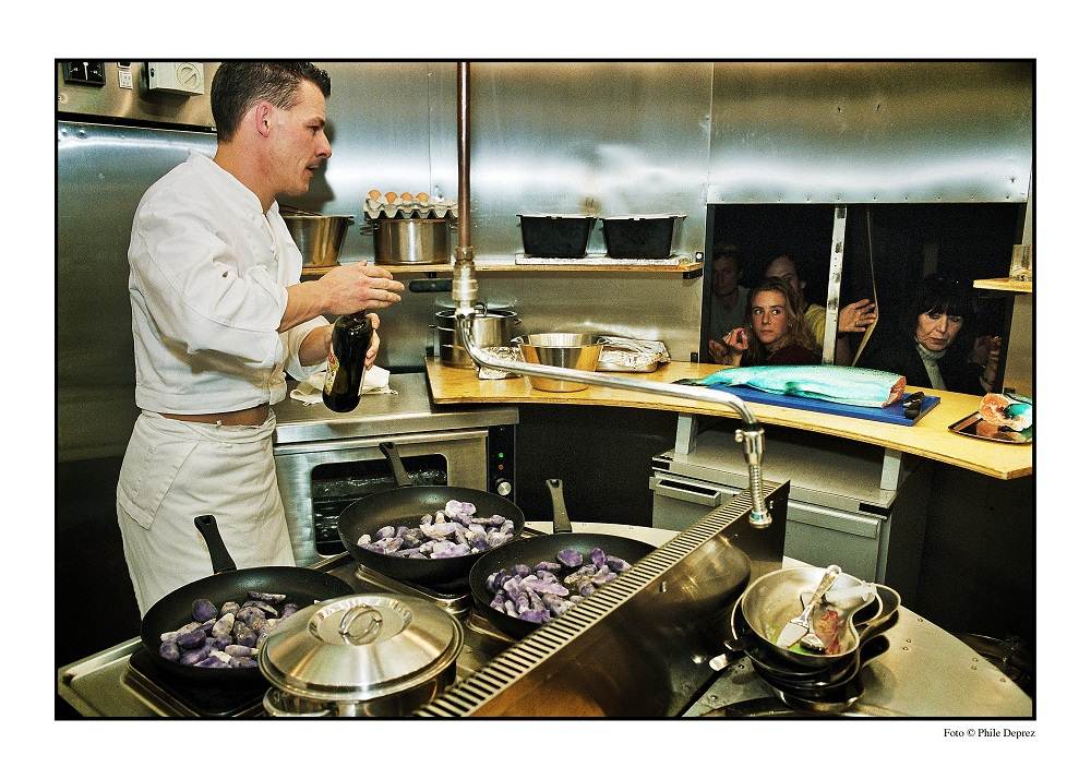 Teatro Culinário “Peep & Eat” do Lavrar o Mar a decorrer no Algarve