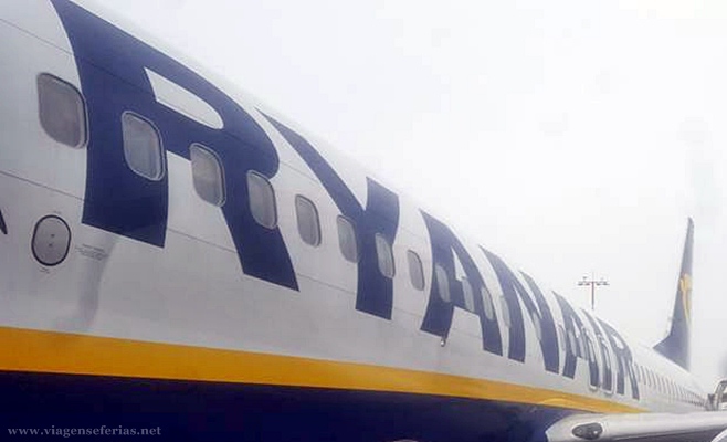 fuselagem exterior de aeronave Ryanair