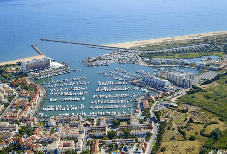 Vista aérea da marina de Vilamoura no Algarve