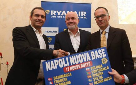 17 novas rotas da Ryanair desde Nápoles incluindo Lisboa
