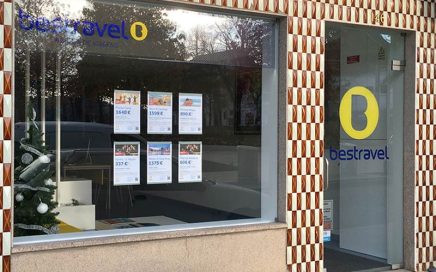 Fachada da Agência de Viagens Bestravel Barcelos em Portugal