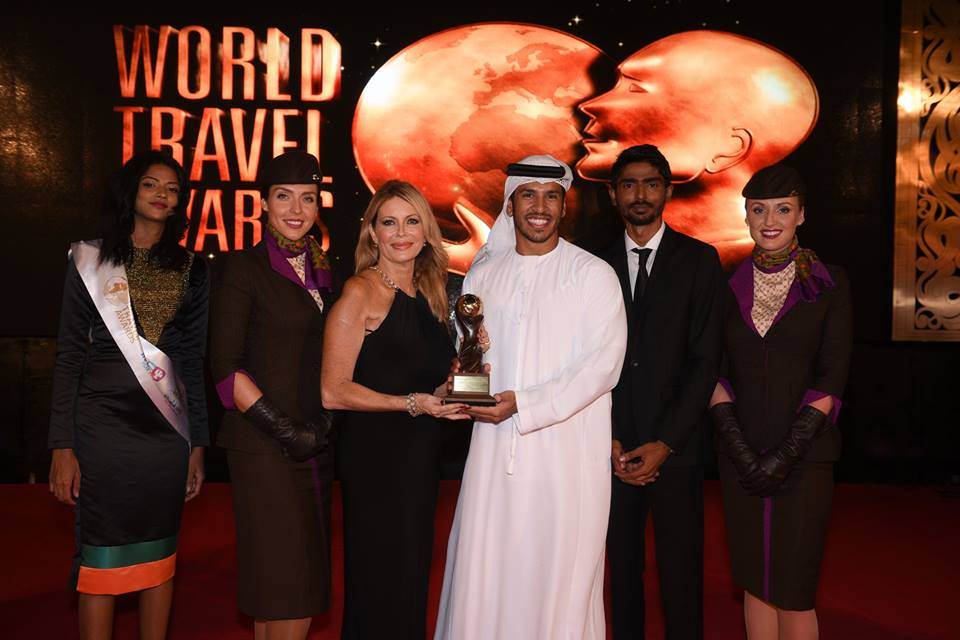 Etihad Airways recebe titulo de melhor companhia aérea do Mundo nos WTA 2016