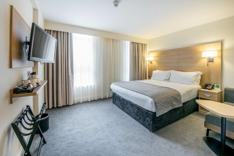 quarto do Holiday Inn London - Kensington