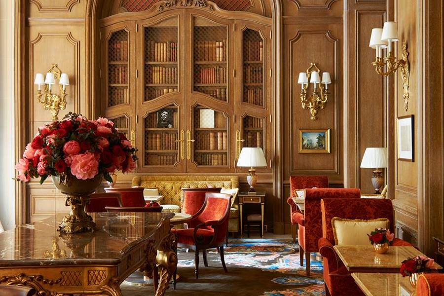 Sala de estar do hotel Ritz Paris