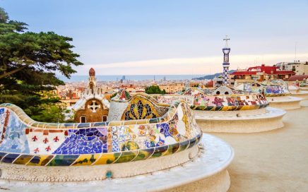 Parque Güell na cidade de Barlcelona para onde a Cathay Pacific vai ter 4 voos por semana desde Hong Kong