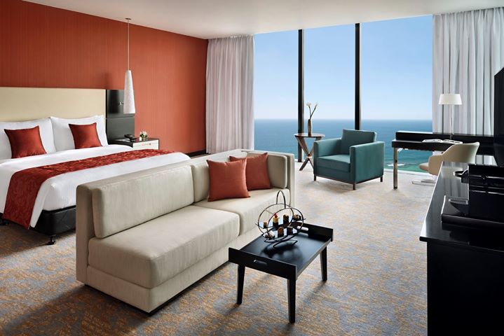 Quarto do Mövenpick Hotel Colombo no Sri-Lanka