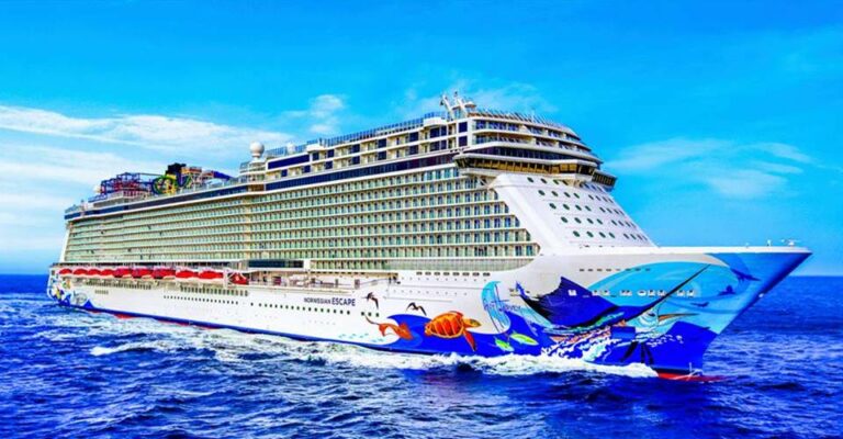 navio de cruzeiros Norwegian Escape permite leilão para upgrade de categoria de cabine