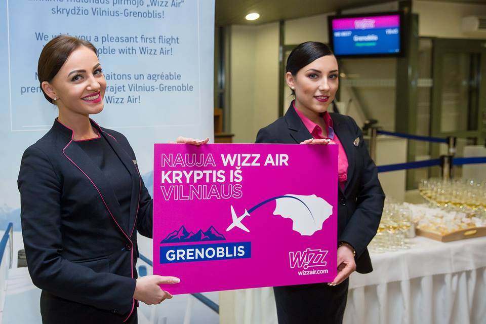 Inauguração da rota da low cost Wizz Air entre Vilnius e Grenoble na França