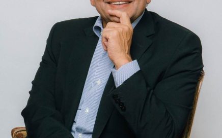 Dionísio Pestana presidente do grupo Pestana recebe Prémio Excelência AMEX