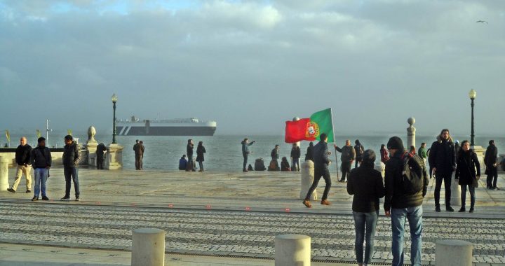 Turismo em Portugal cresce 13% em 2016 e na Europa 2%