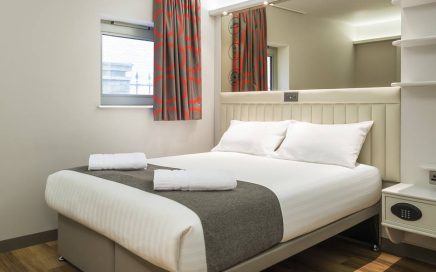 Quarto da nova marca de hotéis no Reino Unido: Point A