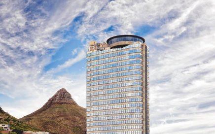 Hotel Ritz Cape Town que abre após renovação de €8 milhões